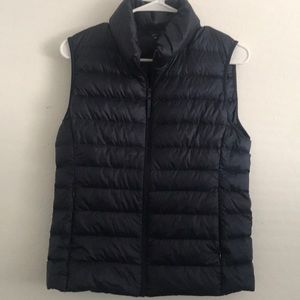Uniqlo Ultra Light Down Puff Vest